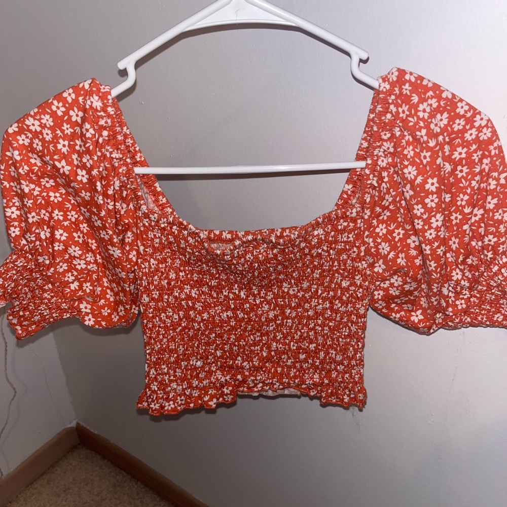 Billabong coral colored crop top.